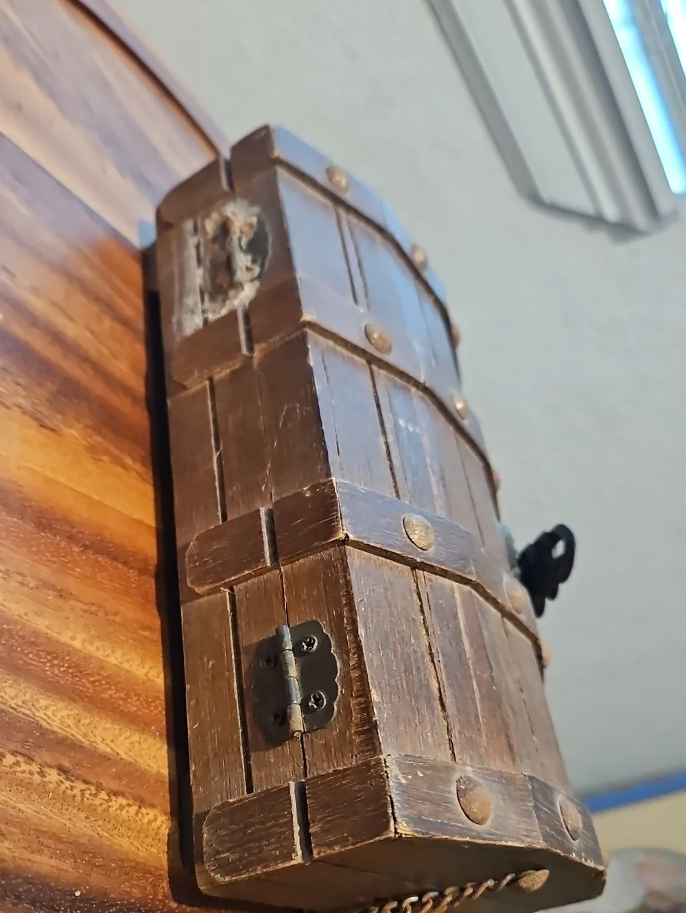 Vtg Dominoes With Wood Chest Case